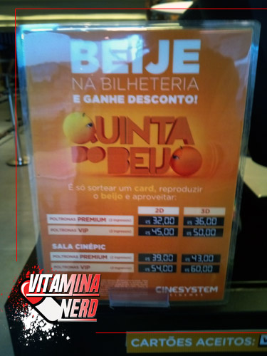 Cartaz dos preços do Cinesystem para a promoção Quinta do Beijo