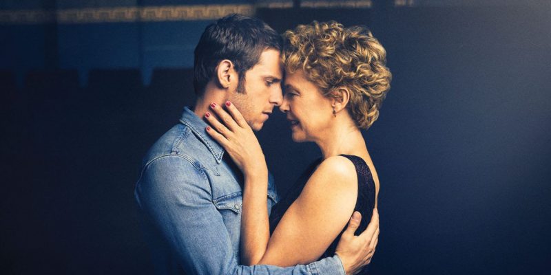 Jamie Bell e Annette Bening
