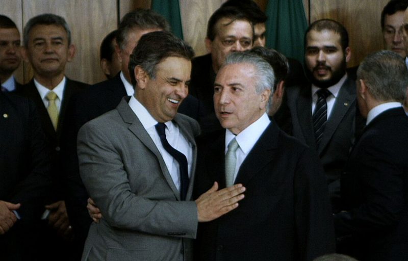Aécio Neves e Michel Temer no dia da posse de Temer