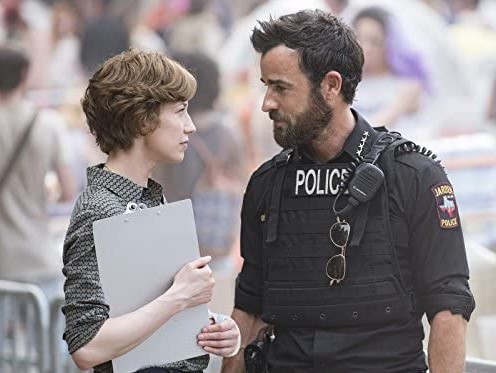 Carrie Coon e Justin Theroux em The Leftovers