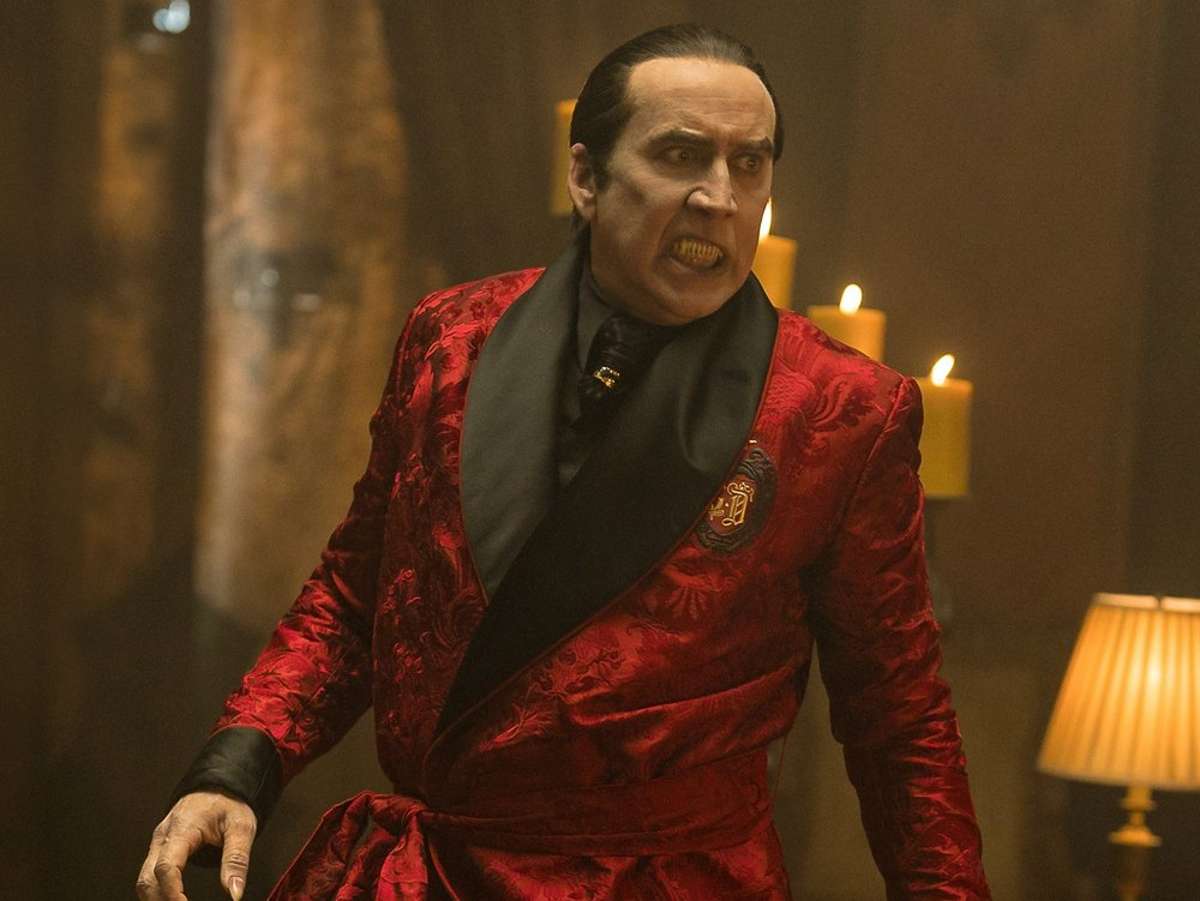 Nicolas Cage como Conde Drácula em Renfield - Dando o Sangue Pelo Chefe